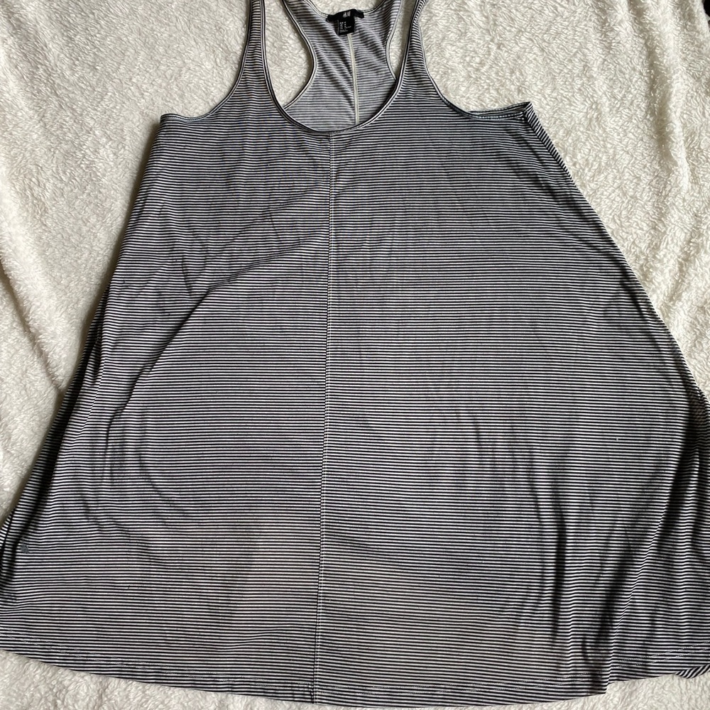 H&M•Gray/black Cover up•size medium